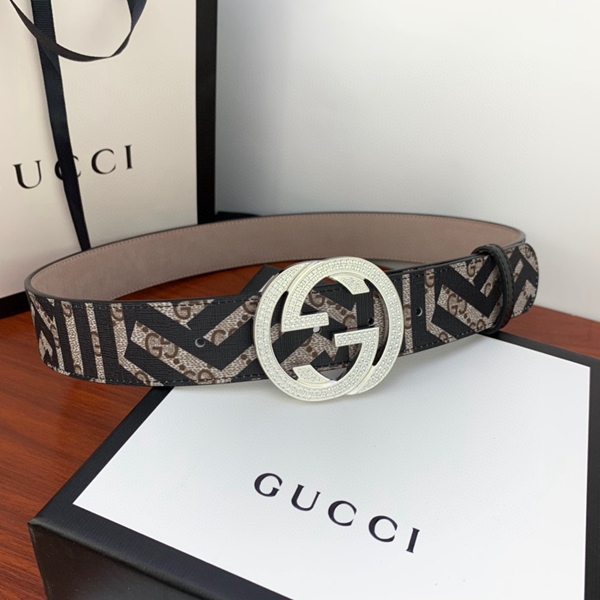 グッチベルト激安内部構造